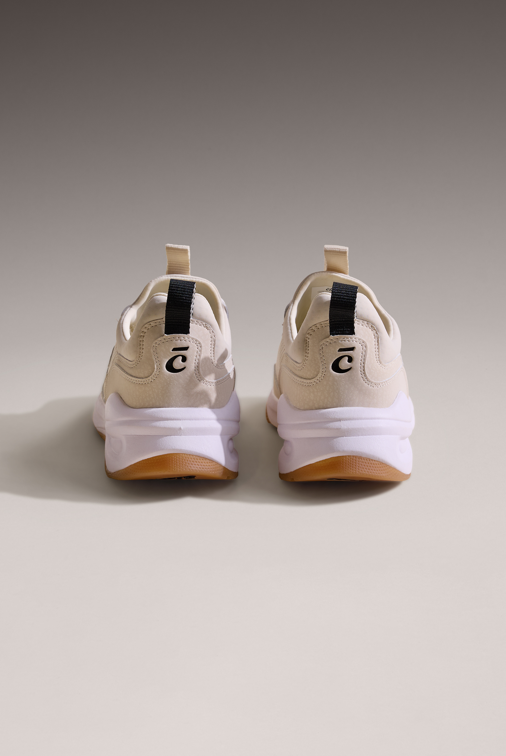 Zapatillas deportivas Clove Strada Sand/White/Gum con cordones para mujer