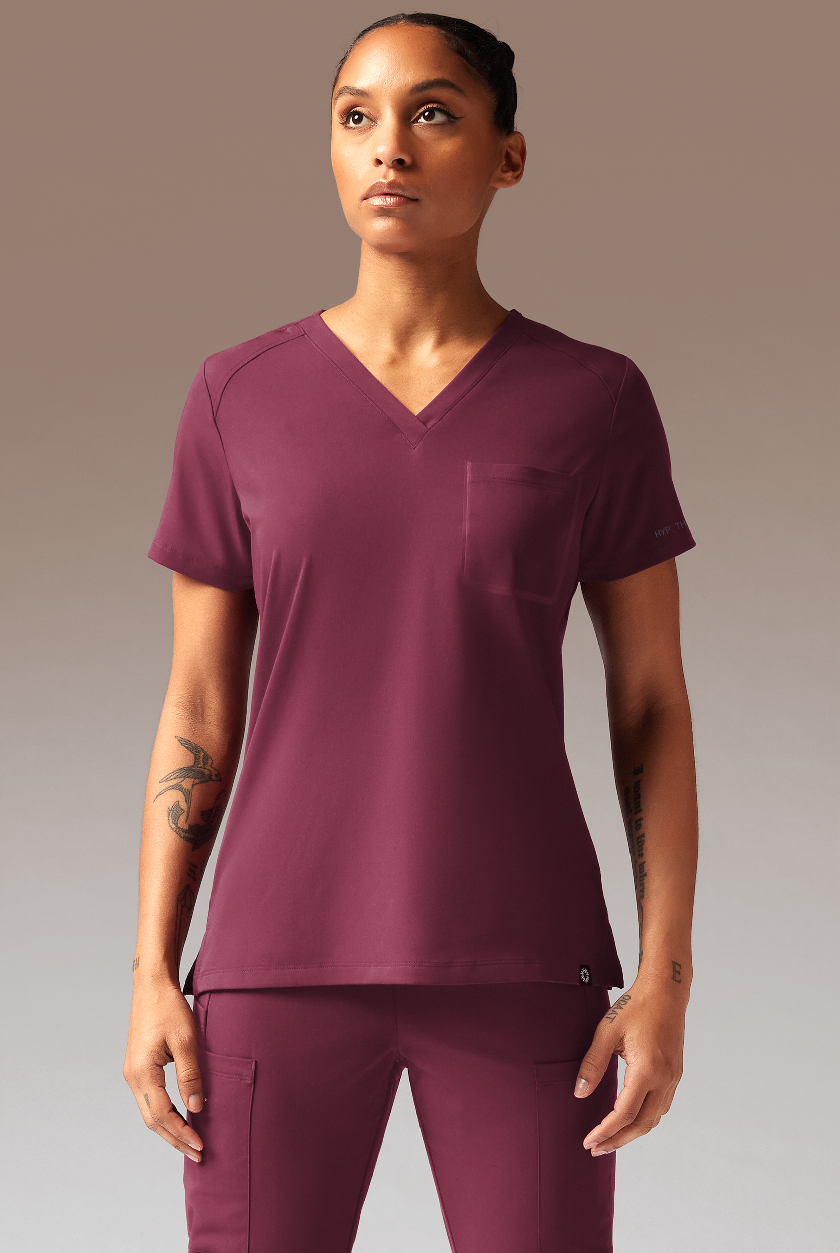Hypothesis Meta-Base Women&rsquo;s Single Pocket V-Neck Tuck In/Wear Out Scrub Top