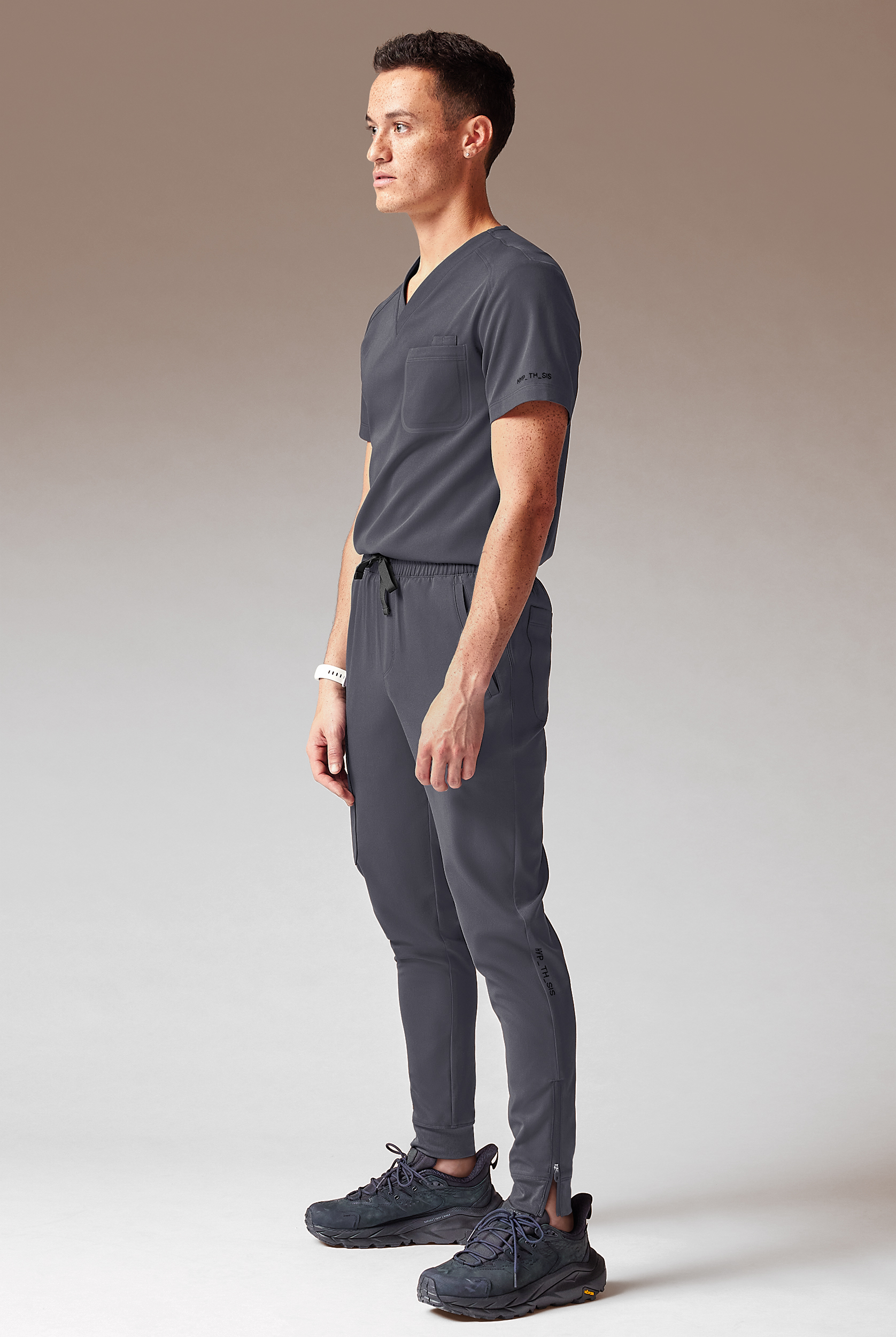 Hypothesis Tactical Men&rsquo;s 9-Pocket Slim Leg Jogger Scrub Pant