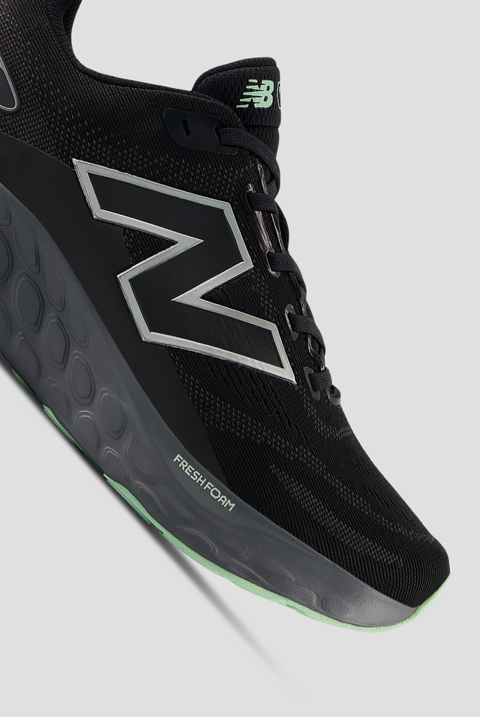 New Balance Women's Fresh Foam 680 Waterproof Black/Lab Green Athletic Lace Up Shoes