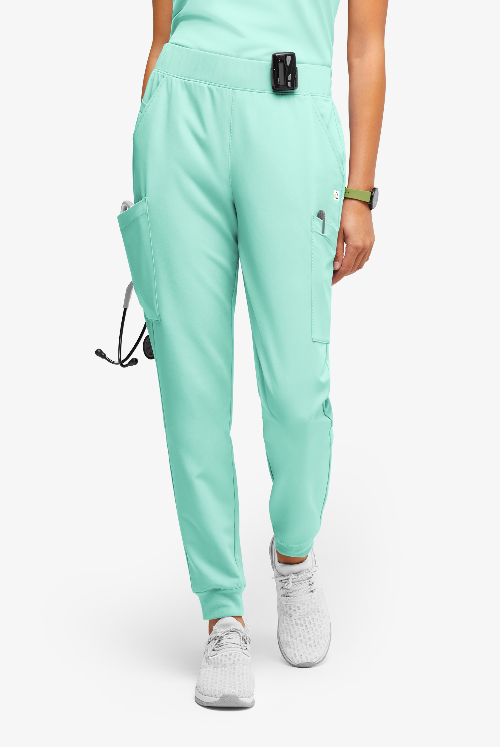 ReSurge Amber Women's Modern 7-Pocket Flat Front Slim Leg Jogger Scrub Pants