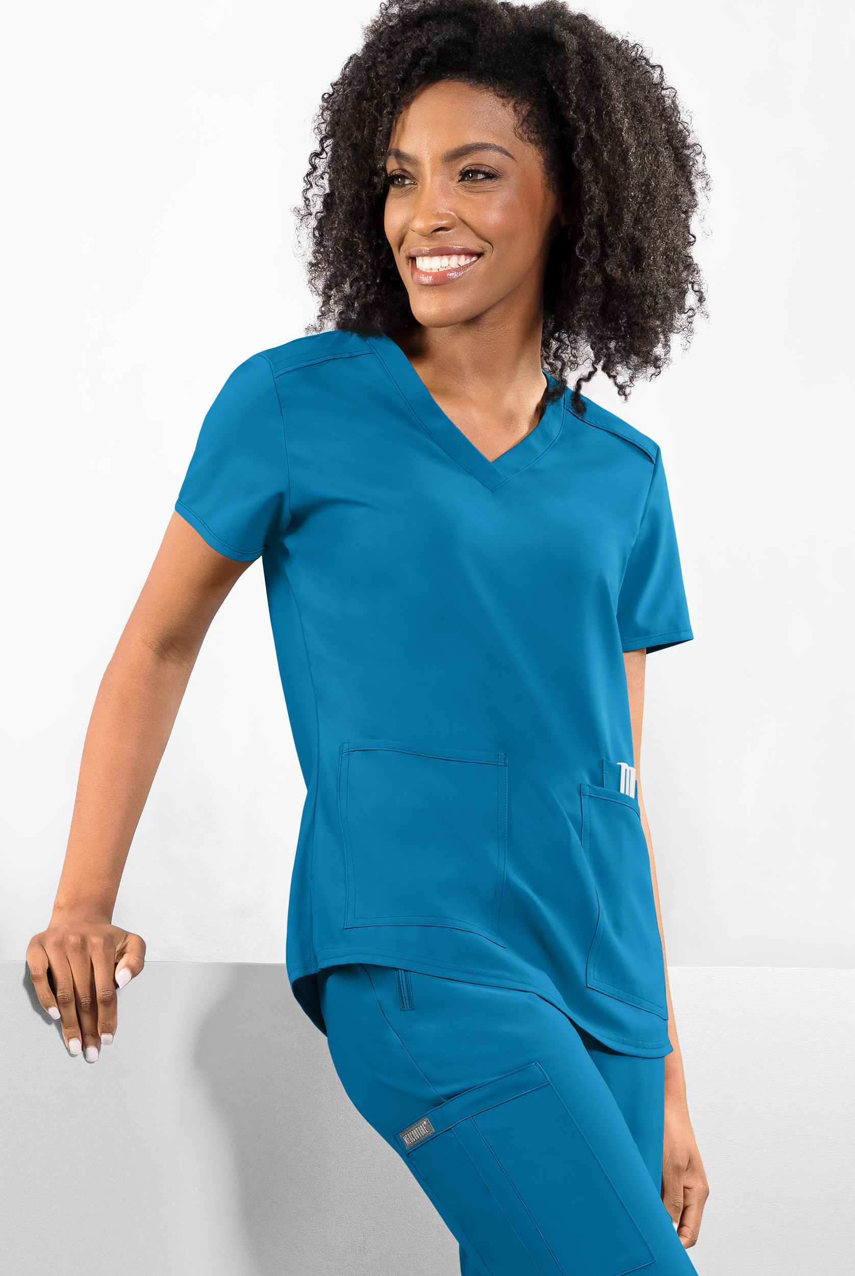 Med Couture Insight Women's 3-Pocket V-Neck Scrub Top