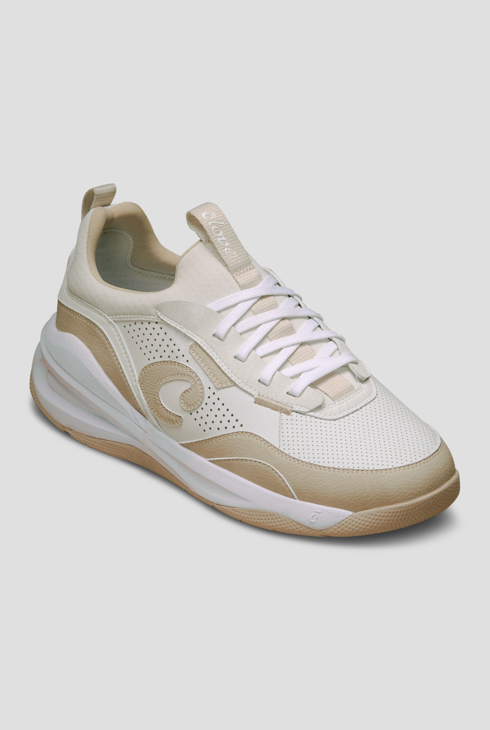 Clove Women's Strada White / Vintage Tan Athletic Lace up Shoe